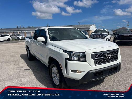 Glacier White 2022 Nissan Frontier SV