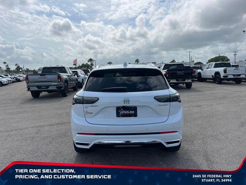 Iridescent White Tricoat 2026 Buick Envision Avenir AWD
