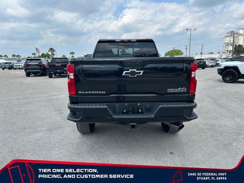 Mosaic Black Metallic 2022 Chevrolet Silverado 2500 High Country