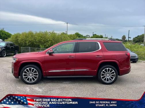2023 GMC Acadia Denali
