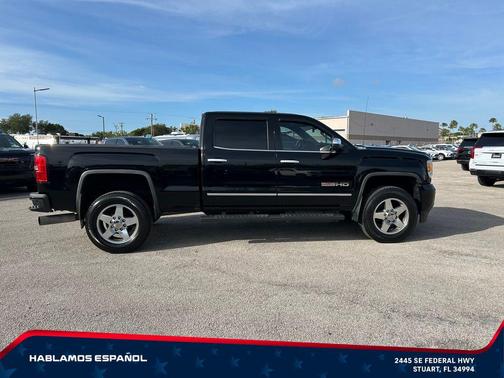 Onyx Black 2016 GMC Sierra 2500 SLT