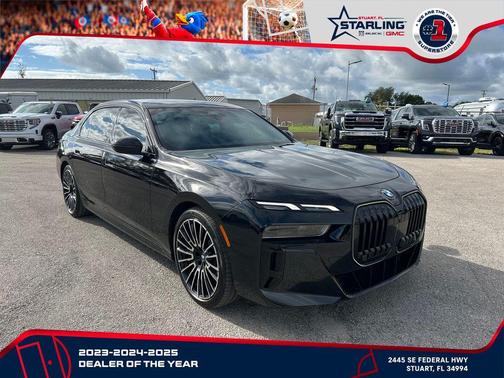 Black Sapphire Metallic 2025 BMW 740 740i