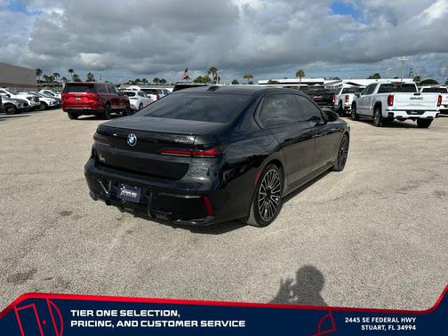 Black Sapphire Metallic 2025 BMW 740 740i