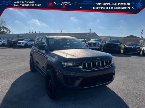 2024 Jeep Grand Cherokee Laredo