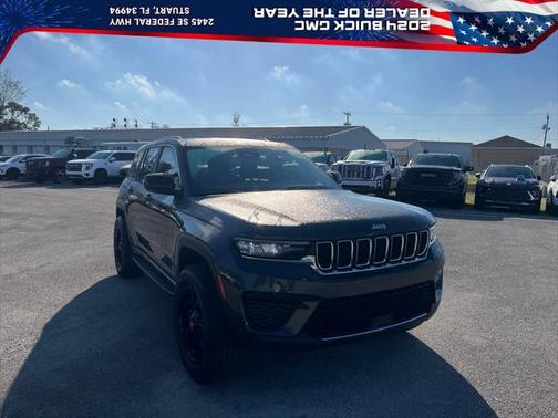 2024 Jeep Grand Cherokee Laredo