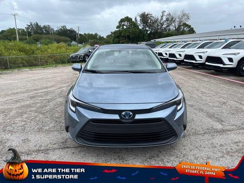 2025 Toyota Corolla Hybrid SE