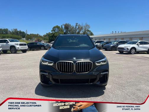 Black Sapphire Metallic 2022 BMW X5 M50i