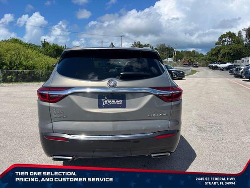 Pepperdust Metallic 2018 Buick Enclave Premium