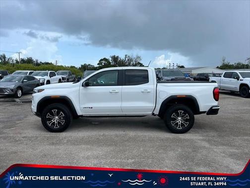 2025 GMC Canyon Base