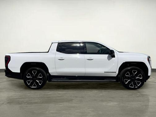 2025 GMC Sierra EV Extended Range Denali