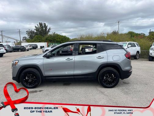 2023 GMC Terrain AWD AT4