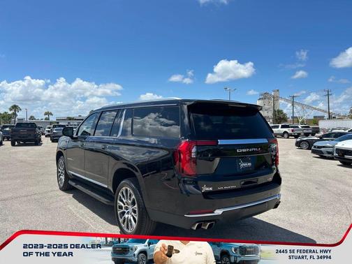 Onyx Black 2025 GMC Yukon XL Denali