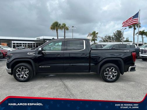 Onyx Black 2026 GMC Sierra 1500 SLE