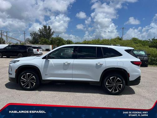 Iridescent White Tricoat 2026 Buick Enclave Sport Touring