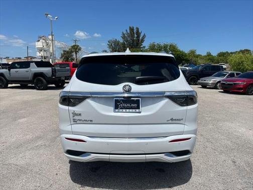 2024 Buick Enclave Avenir AWD