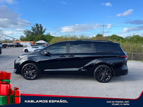 2025 Toyota Sienna XSE 7 Passenger