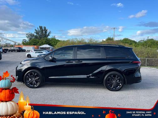 2025 Toyota Sienna XSE 7 Passenger