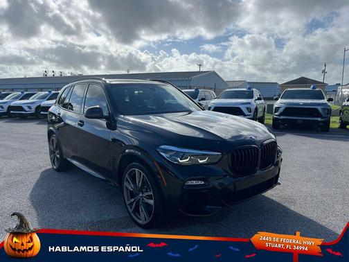 2021 BMW X5 M50i