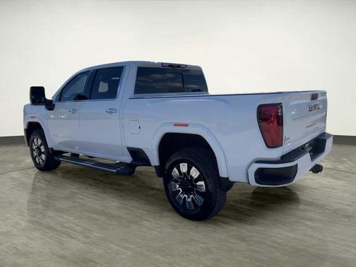 2025 GMC Sierra 3500 Denali