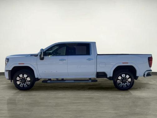 2025 GMC Sierra 3500 Denali