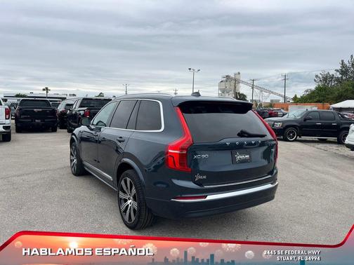 2025 Volvo XC90 Plug-In Hybrid T8 Ultra 7-Seater