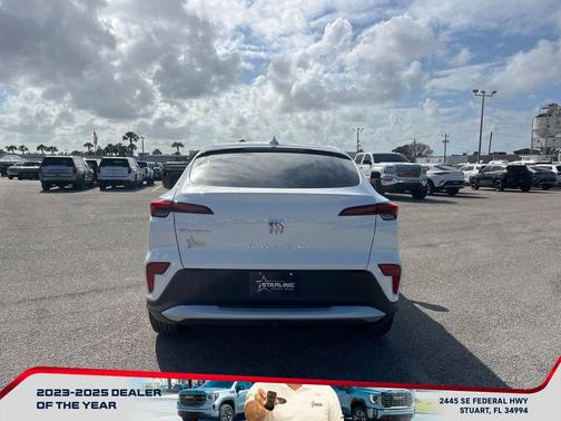 Summit White 2026 Buick Envista Preferred FWD