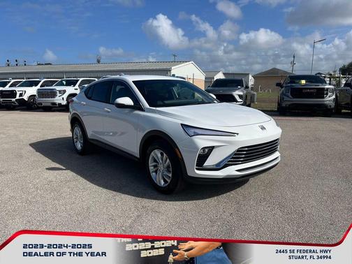 Summit White 2026 Buick Envista Preferred FWD