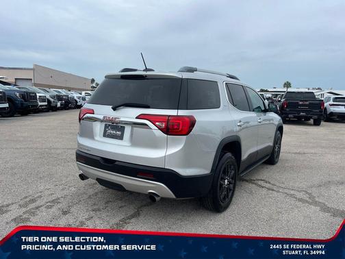 Quicksilver Metallic 2019 GMC Acadia SLT-1