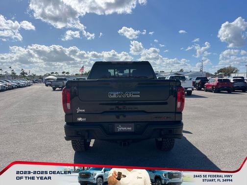 2024 GMC Sierra 1500 AT4X