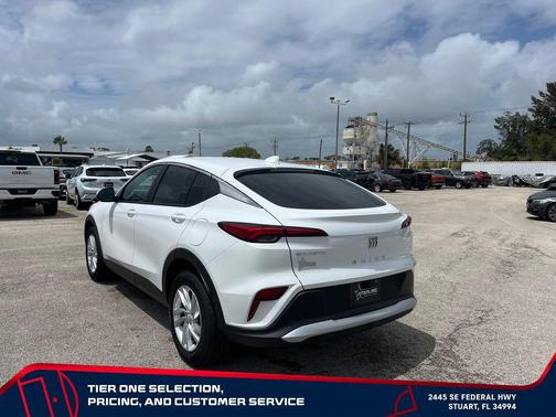 Summit White 2026 Buick Envista Preferred FWD
