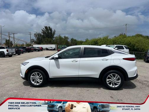 Summit White 2026 Buick Envista Preferred FWD