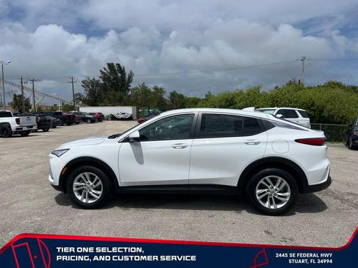 Summit White 2026 Buick Envista Preferred FWD