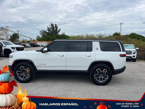 2023 Rivian R1S Adventure