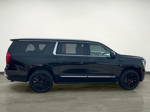 2025 GMC Yukon XL 4WD Elevation