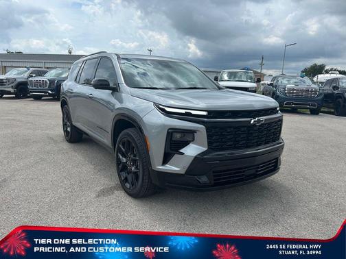 Sterling Gray Metallic 2024 Chevrolet Traverse RS
