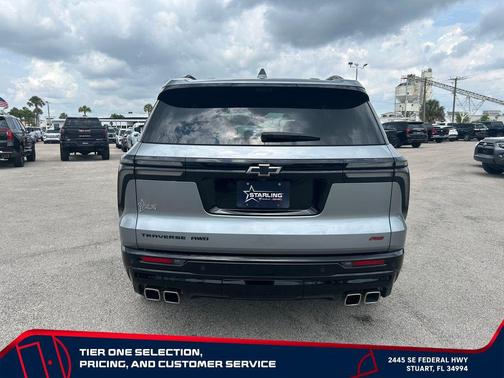 Sterling Gray Metallic 2024 Chevrolet Traverse RS