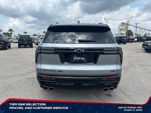 Sterling Gray Metallic 2024 Chevrolet Traverse RS