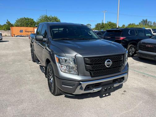Gun Metallic 2021 Nissan Titan SV