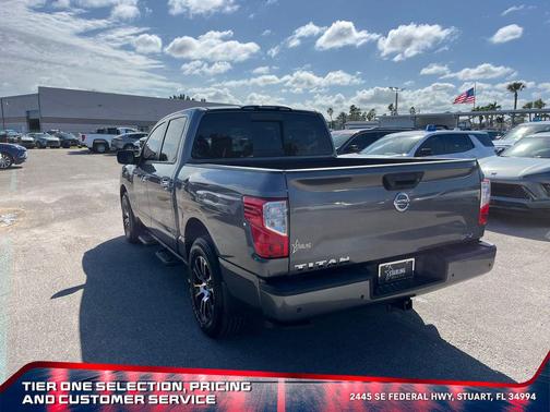 Gun Metallic 2021 Nissan Titan SV