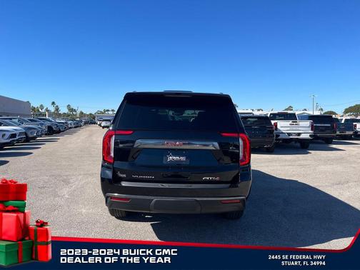 2023 GMC Yukon 4WD AT4