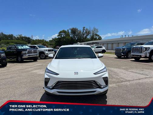 Summit White 2025 Buick Envista Preferred FWD