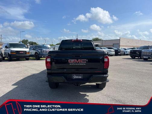 Onyx Black 2025 GMC Canyon Elevation