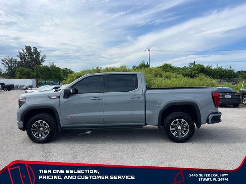 Thunderstorm Gray 2024 GMC Sierra 1500 AT4