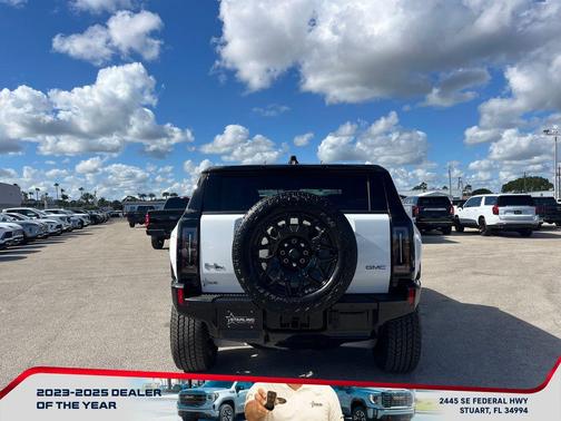 2026 GMC HUMMER EV SUV 2X