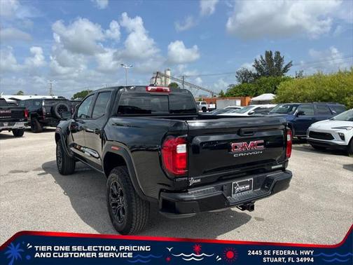 2025 GMC Canyon Elevation