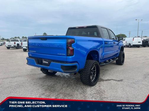 Riptide Blue Metallic 2025 Chevrolet Silverado 1500 Custom
