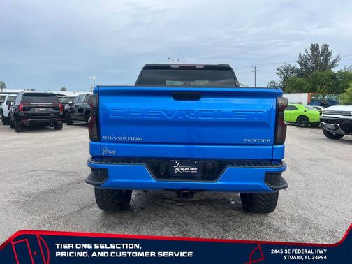 Riptide Blue Metallic 2025 Chevrolet Silverado 1500 Custom