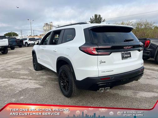 2026 GMC Acadia AT4 AWD