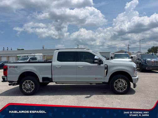 AVALANCHE 2025 Ford F-250 Platinum