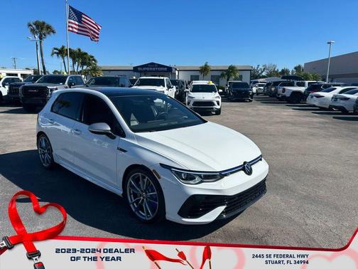 2024 Volkswagen Golf R 2.0T Manual